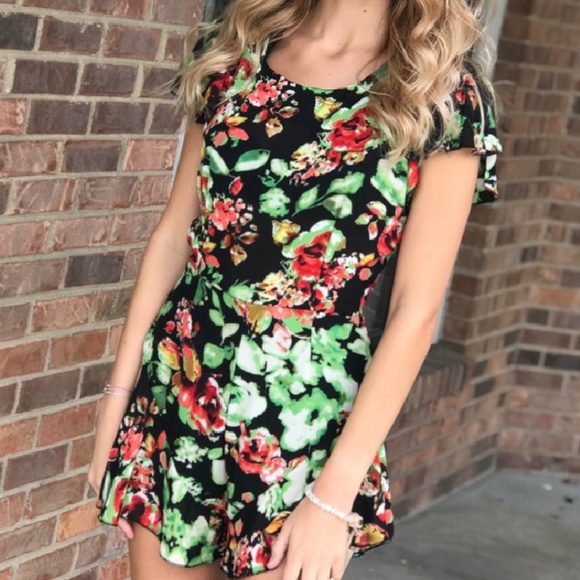 NWT Black/Neon Floral Flutter Hem Boho Romper - Picture 4 of 5